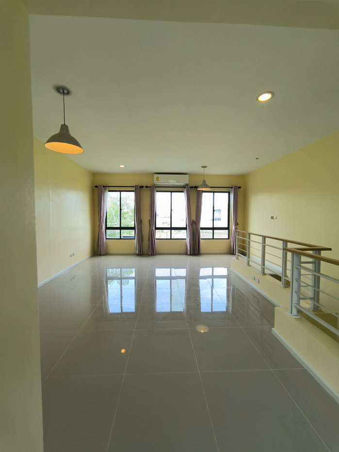 picture rent: 22,000 THB/month. 3-story townhome, Baan Klang Muang Suk Sawat - 11/14