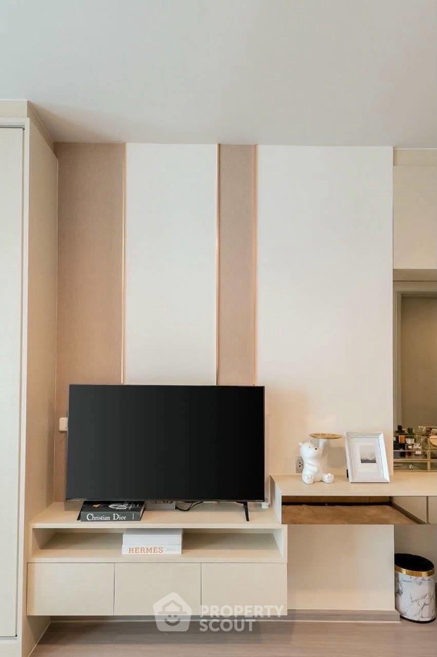 picture Studio Condo at Life Ladprao near BTS Ha Yaek Lat Phrao (ID 3000724) - 9/12