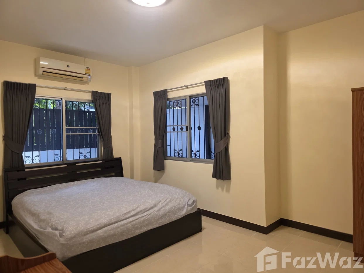 picture A fully-renovated house close to Robinson Thalang 6417763 - 16/38