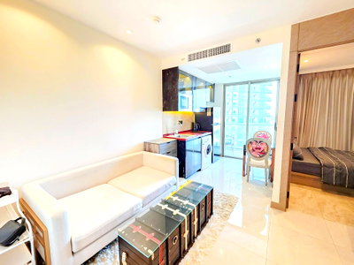 ขายคอนโด : The Riviera Ocean Drive Condo  for Sale 1 Bedroom Sea View