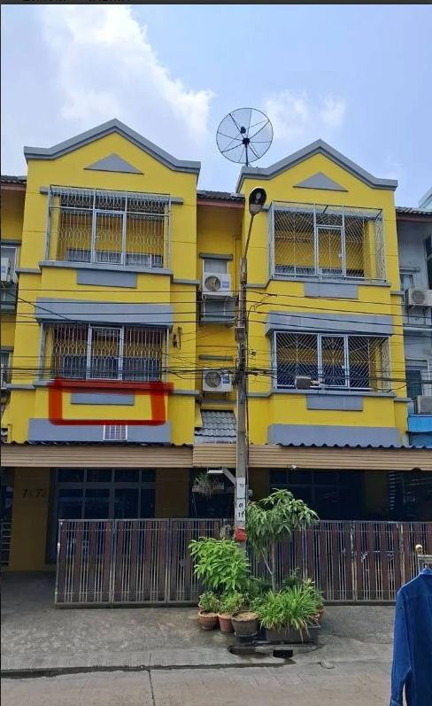 รูป ขายทาวน์โฮม 3 ชั้น / Home Office หมู่บ้านศรัญญา พระราม 2 ซอย 69 บางขุนเทียน ทำเลดี เดินทางสะดวก ใกล้โลตัส พระราม 2 - รูปที่ 1/11