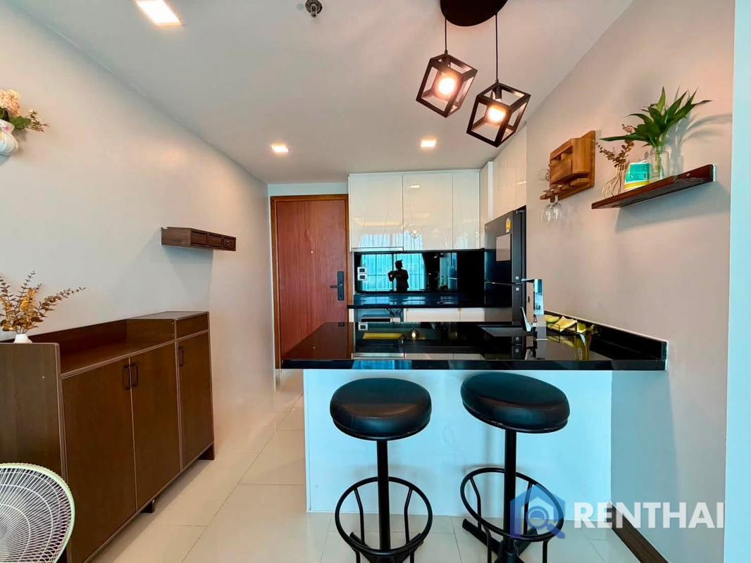 picture For rent condo 1 bedroom at The Peak Towers - 9/25