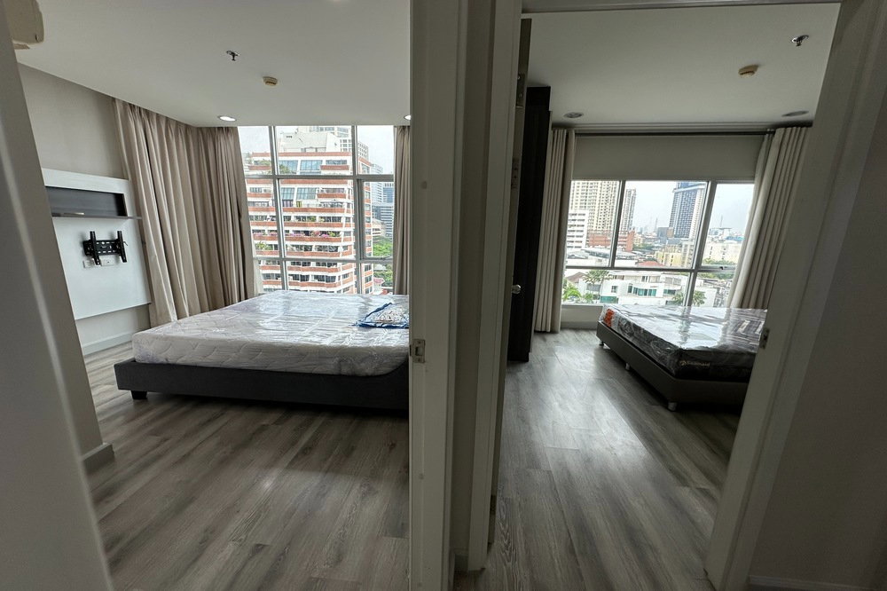 รูป ขายพร้อมผู้เช่า !! Centric Sathorn - St.Louis, 2 ห้องนอน, 2 ห้องน้ำ, ชั้นสูง, ห้องมุม, ห้องหายาก, ทำเลดี !! Code C20260200022 แต่งครบ, ราคาพิเศษ!!📣📣 - รูปที่ 4/6
