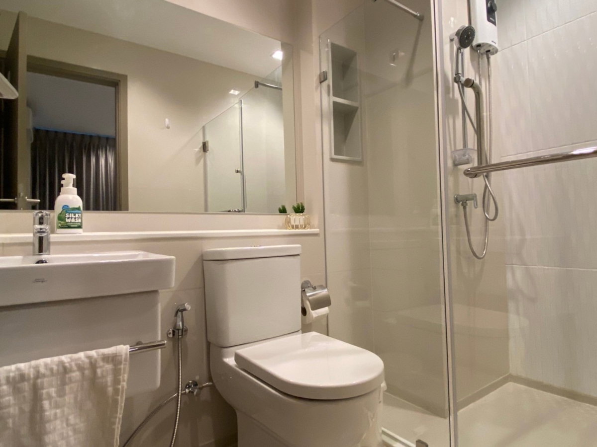 รูป *** ให้เช่าคอนโด : ไลฟ์ อโศก-พระราม9 1 Bedplus ห้องสวย ชั้นสูง บิวท์อินจัดเต็ม ใกล้MRT พระราม9 (Life Asoke-Rama 9) *** - รูปที่ 6/9