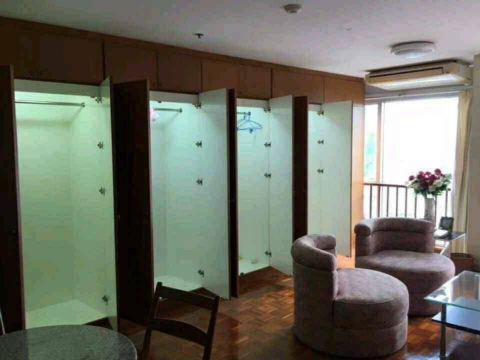 picture Soi Sathorn 12 (Suksa Witthaya 1), Sathorn North Road, Sathorn Expressway. - 6/8