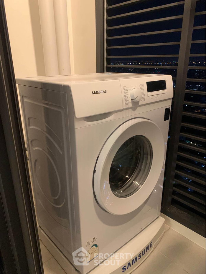 picture Studio Condo at Mazarine Ratchayothin near BTS Ratchayothin (ID 2513145) - 5/6