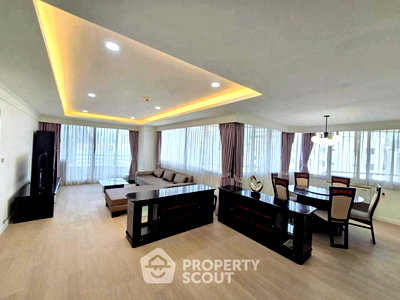 Condos for rent : Well-Priced 2-BR Condo At Lake Avenue Sukhumvit 16, High-Floor 24 (BTS Asoke) (ID 2999375)