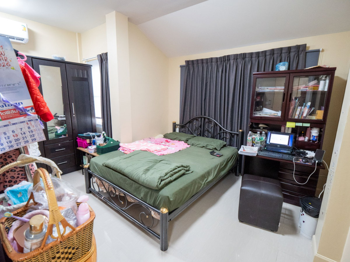 รูป ขายบ้านแฝด หมู่บ้านหงส์ประยูร 3 ราคาดีที่สุดในโครงการ บ้านสวย รายล้อมด้วยต้นไม้นานาพันธุ์ ร่มรื่นน่าอยู่มากๆ - รูปที่ 67/83