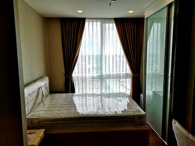 Condos for rent : For Rent Condo THE METROPOLIS SAMRONG INTERCHANGE Building A, Floor 18,1 bed room, Room size 35 sqm