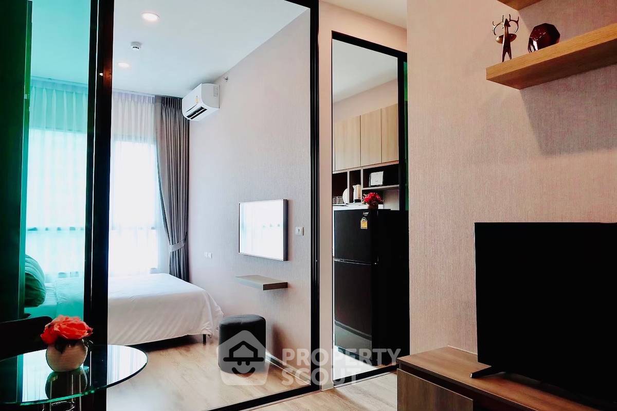 รูป คอนโด 1 ห้องนอน 27 ตร.ม. ราคาเหมาะสม KnightsBridge Collage รามคำแหง ใกล้แหล่งรถ (ID 2999132) - รูปที่ 1/8