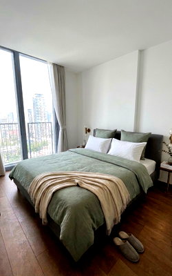 คอนโดให้เช่า : For Rent Condo NOBLE BE33 Building 1, Floor 24, 2 bed room, Room size 52 sqm