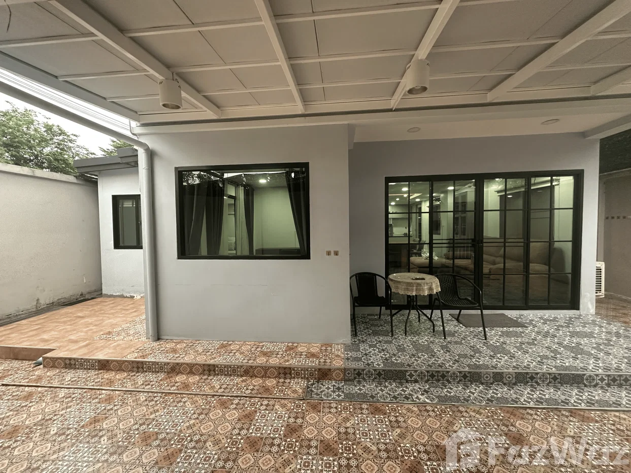 รูป บ้านเดี่ยวให้เช่า 5 ห้องนอน ใน บางจาก, กรุงเทพมหานคร 6446820 - รูปที่ 30/31