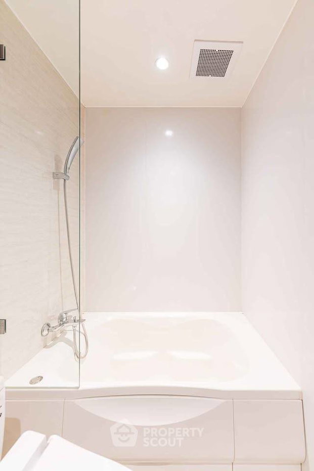 picture 1-BR Condo at Runesu Thonglor 5 near BTS Thong Lor (ID 3001528) - 14/19