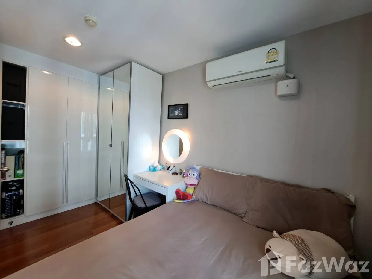 picture Best location with nice view 6468865 - 3/6