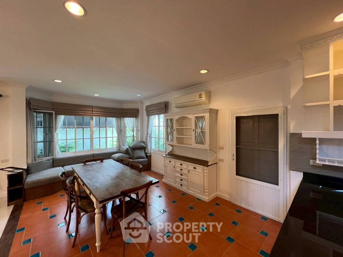picture 4-BR House near BTS Nana (ID 2997928) - 13/17