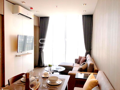 Condos for rent : 🔥Best Price 30K🔥- Combine 1 Bed 2 Baths Super High Fl. 35+ Good view Shuttle bus to BTS Phrom Phong at Park Origin Phrom Phong Condo / For Rent