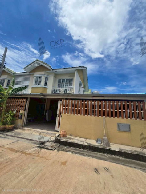 รูป ขายด่วน! บ้านพิศาล-บางกระดี่ 2 หลังมุม ทำเลแสมดำ บางขุนเทียน บ้าน 2 ชั้น ต่อเติมแล้วเต็มพื้นที่ พร้อมเฟอร์นิเจอร์และเครื่องปรับอากาศ | 93310 - รูปที่ 2/15