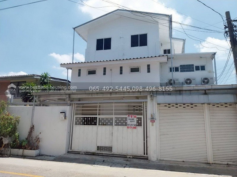 รูป ขายบ้าน 3 ชั้น 44 ตรว. หลังการบินไทย ใกล้ห้าแยกลาดพร้าว เข้าซอยวิภาวดี22 หรือ ซอยลาดพร้าว12 ก็ได้ - รูปที่ 2/19