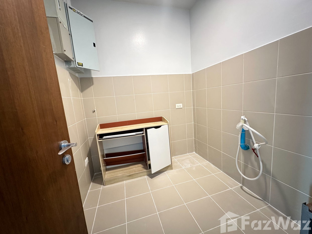 picture 2 Bedroom Condo for rent at The Lakes 1948500 - 21/23