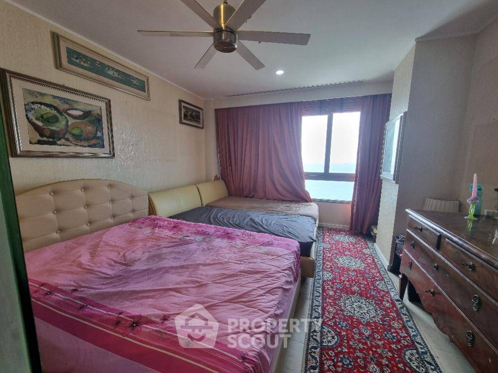 picture 3-BR Condo at Northpoint Condominium close to Wong Amat (ID 1393974) - 8/11