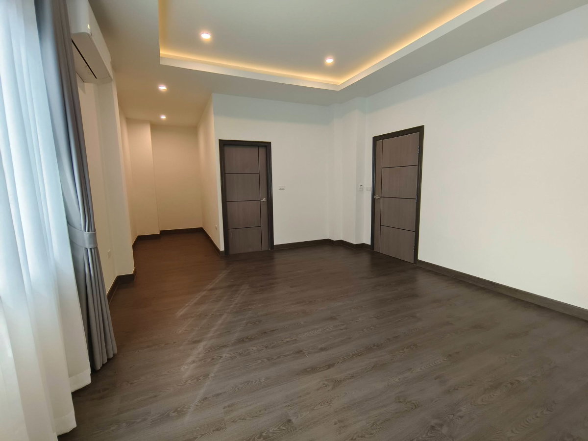 รูป บ้านเดี่ยวสุขุมวิท 65 (เอกมัย) ทำเลหายาก! ใกล้ BTS เอกมัย พร้อมอยู่ (H6901) - รูปที่ 4/13