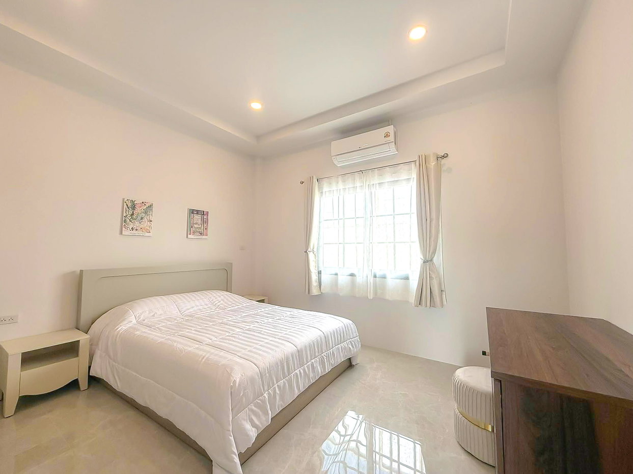 รูป Pool Villa for Sale Huay Yai East Pattaya 3 Bedroom - รูปที่ 8/17