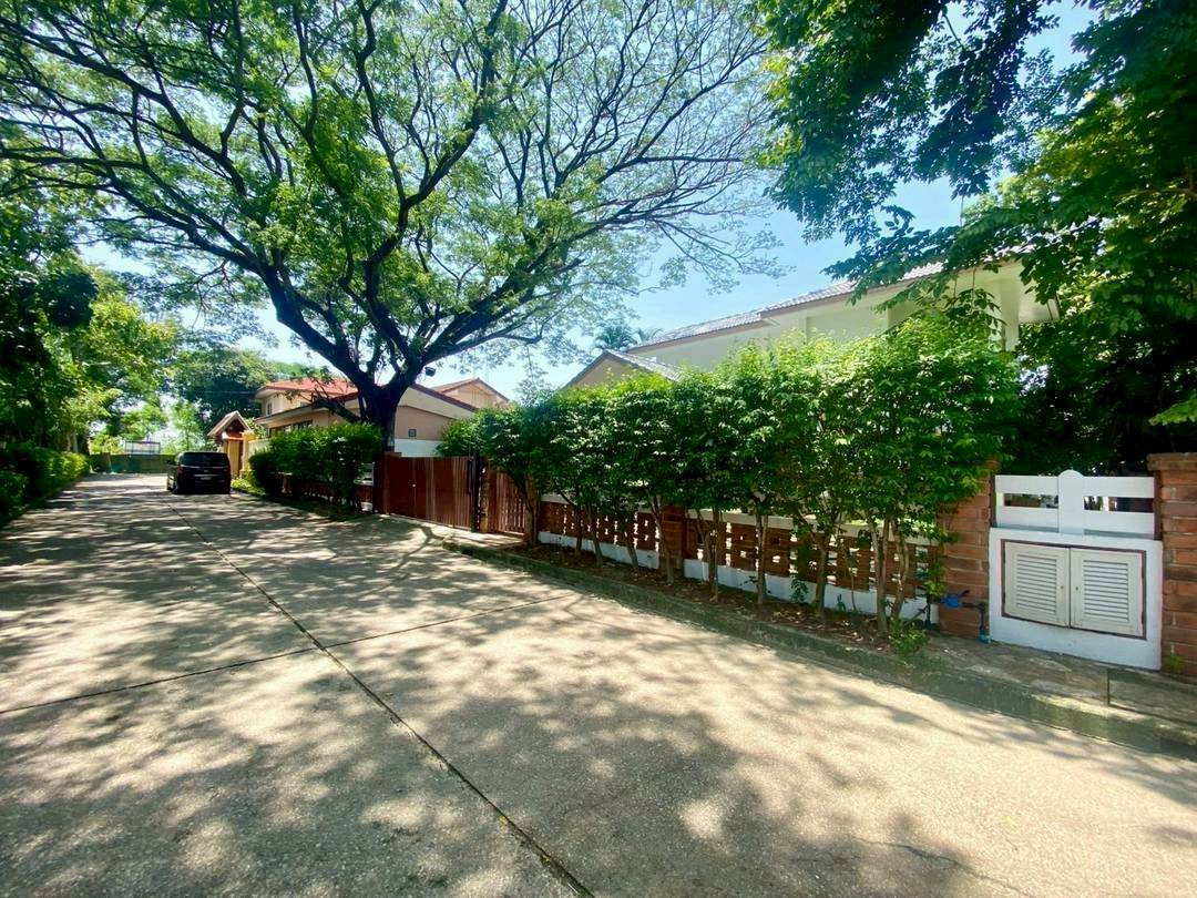 picture ⭐✨RH-018 House for Sale at Forest Home Khlong 7 ✨⭐ - 4/19
