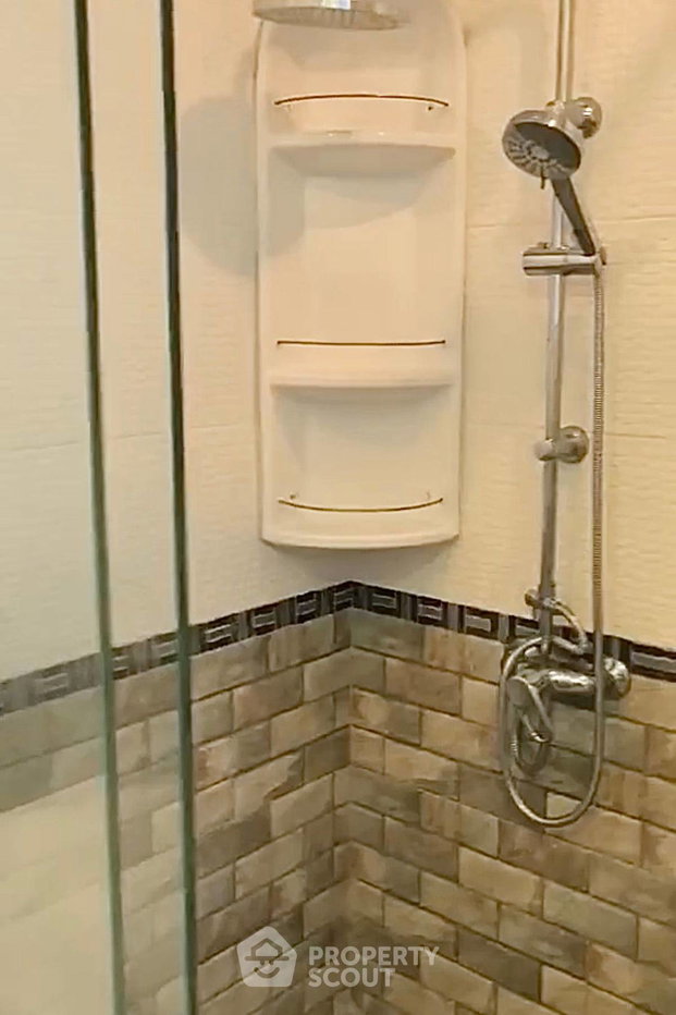 picture 2-BR Condo at Wittayu Complex near BTS Phloen Chit (ID 2106834) - 5/8