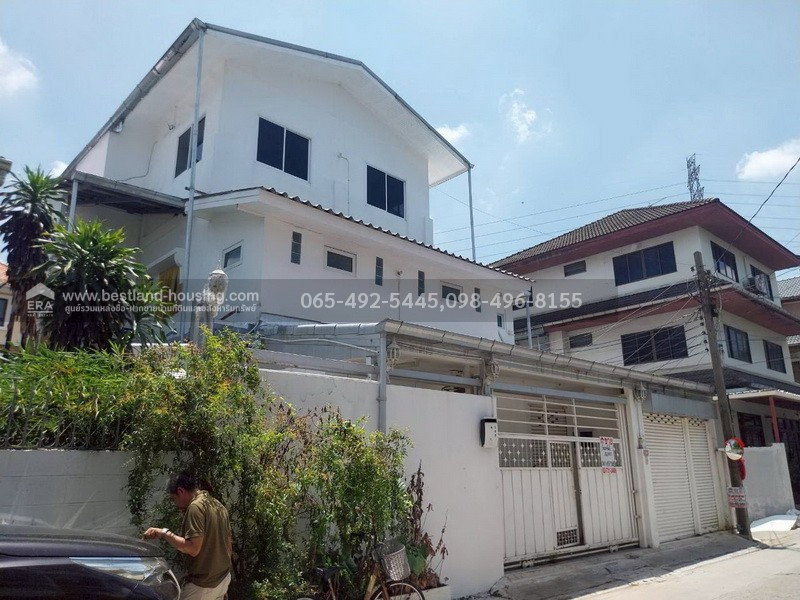 รูป ขายบ้าน 3 ชั้น 44 ตรว. หลังการบินไทย ใกล้ห้าแยกลาดพร้าว เข้าซอยวิภาวดี22 หรือ ซอยลาดพร้าว12 ก็ได้ - รูปที่ 4/19
