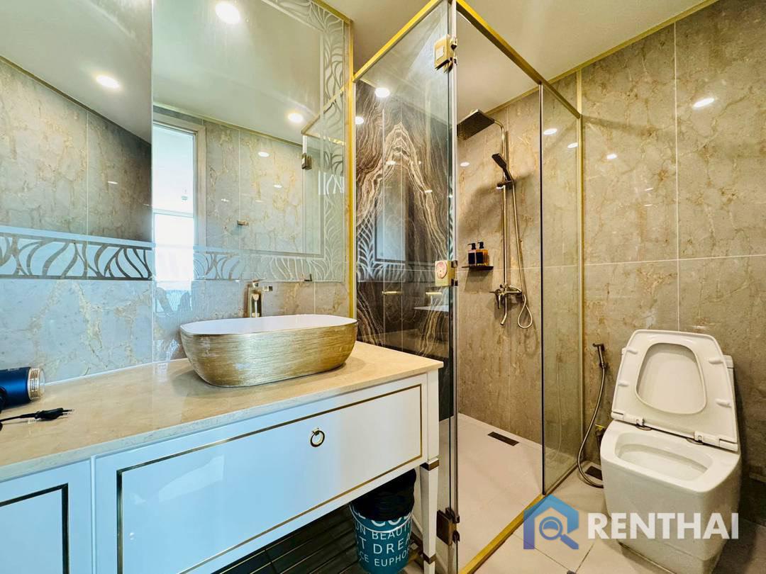 picture Luxurious 1-bed Condo at Copacabana Pattaya - Fully Furnished, 5.99 M Thb - 7/24