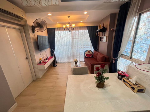 The patio condo 1 bed room corner for rent