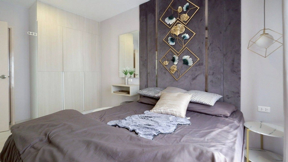 picture Corner Unit, South-Facing Balcony, Aspire Sathorn-Taksin (Timber Zone) - 6/11