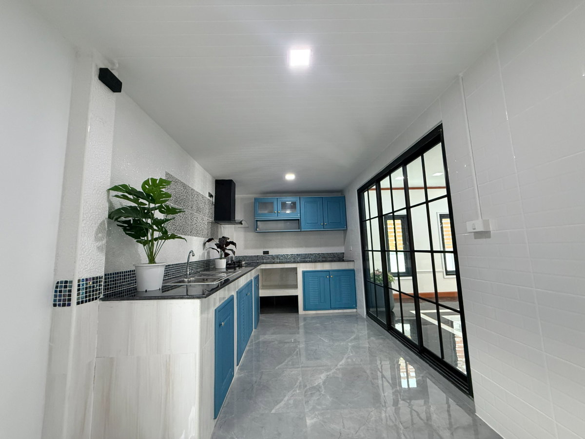 รูป [ขาย] บ้านเดี่ยวหลังใหญ่ 5 นอน รีโนเวทใหม่เอี่ยม สภาพมือหนึ่ง! ม.เพ็ญศิริ 4 คู้ขวา-หนองจอก ทำเลดี ใกล้โลตัสและบิ๊กซี - รูปที่ 19/44