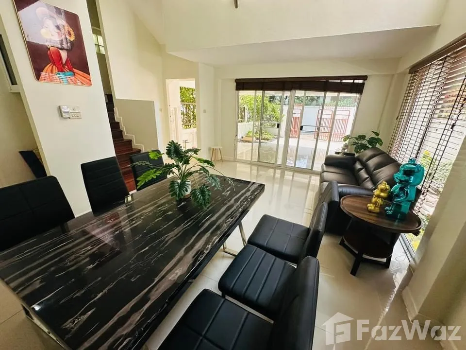 picture For Rent – Spacious Single House (Townhome Style) 6458556 - 11/20