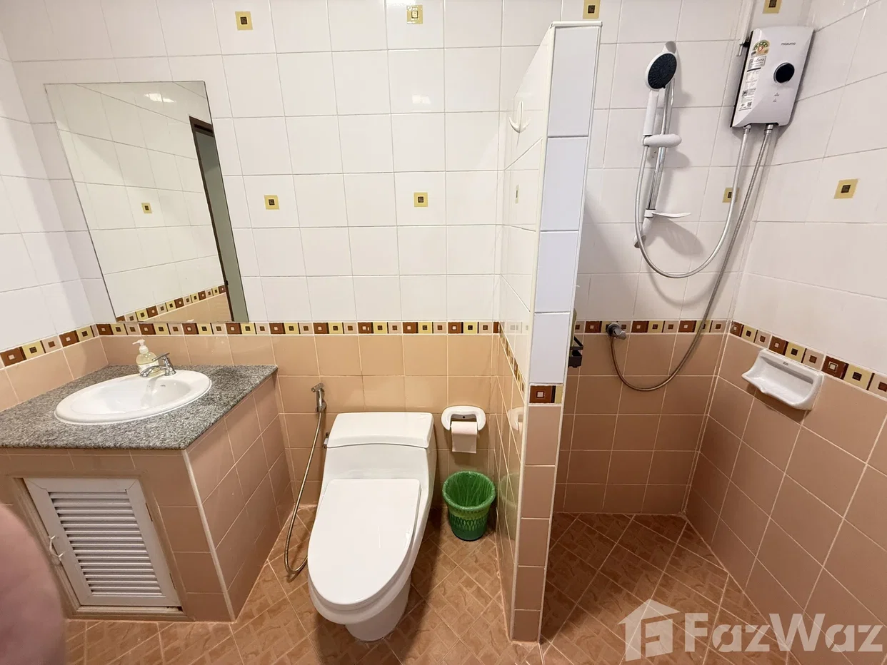 picture A fully-renovated house close to Robinson Thalang 6417763 - 27/38