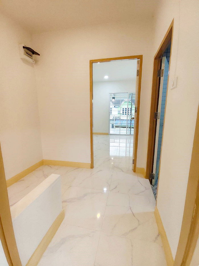 รูป บ้านสวย พร้อมอยู่  #หมู่บ้านร่มเงาไม้ บางบัวทอง  ติดถนนวัดลาดปลาดุก - รูปที่ 18/26