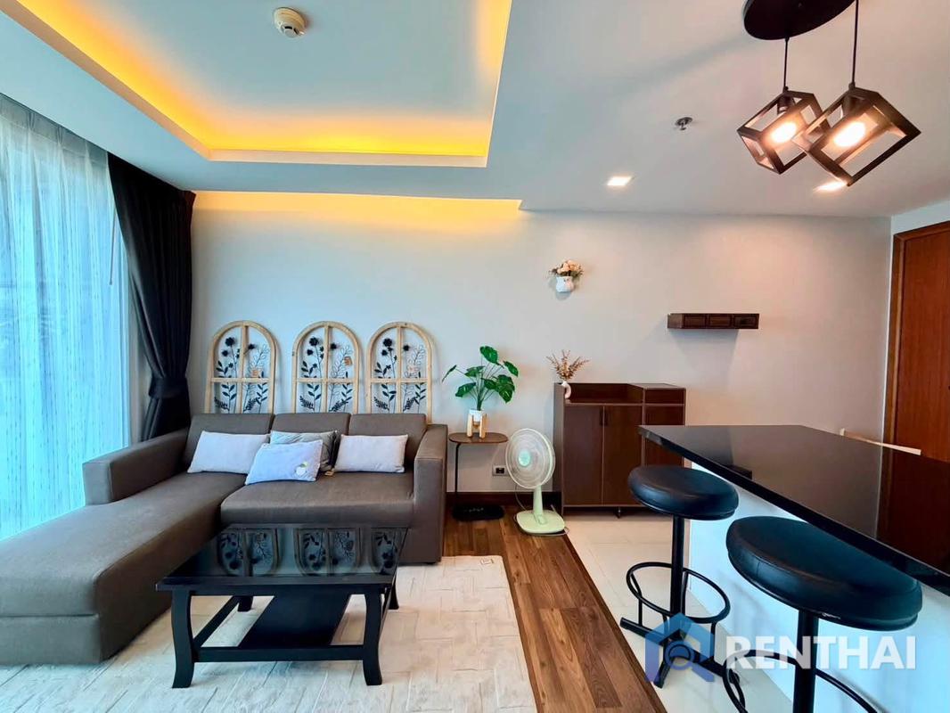 picture For rent condo 1 bedroom at The Peak Towers - 1/25