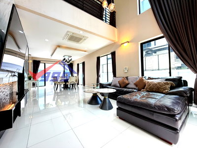 Houses for sale : 🏡 House For Sale: 6 Bedrooms at Baan Lumpini Suanluang Rama 9 REF. 067HSRK