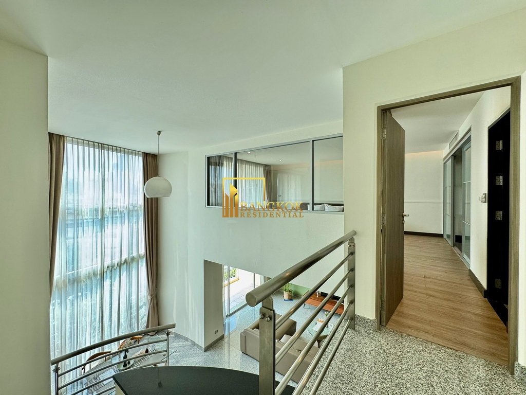 picture Impressive 2 Bedroom Duplex Apartment in Phra Khanong - BR0686AP - 12/29