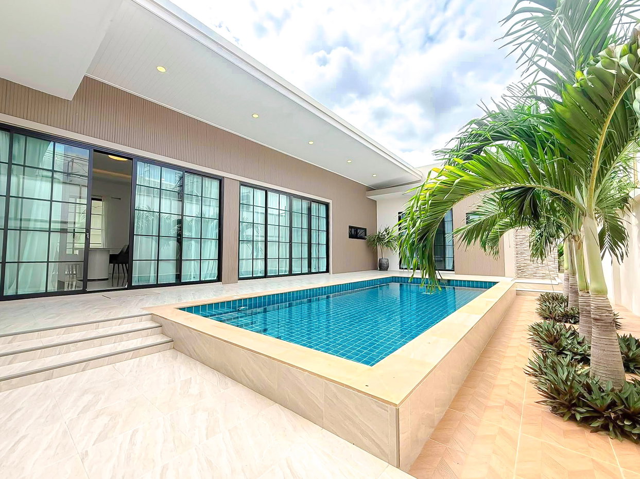 รูป Pool Villa for Sale Huay Yai East Pattaya 3 Bedroom - รูปที่ 15/17