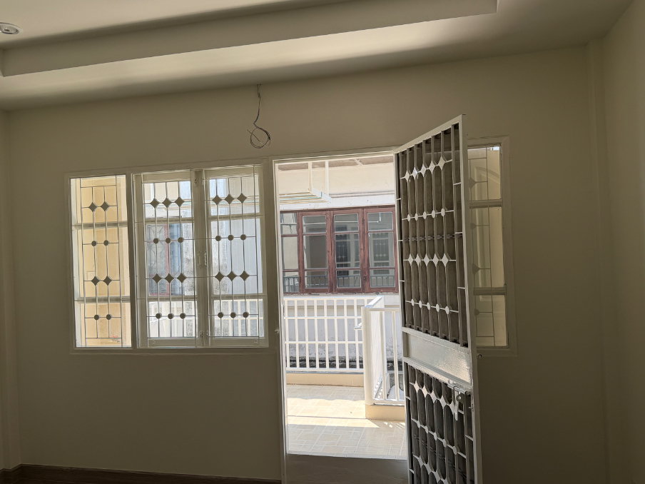 picture For Sale TownHouse Newly renovated - 25/32