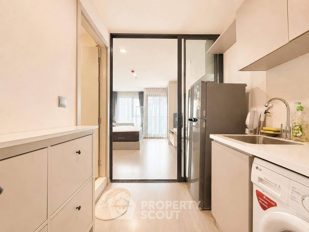 picture Studio Condo at Life Ladprao near BTS Ha Yaek Lat Phrao (ID 3000724) - 11/12