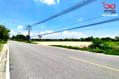 ขายที่ดิน : ขายที่ดิน 1 ไร่ 108 ตรว. ตำบลมะเขือแจ้ อ.เมืองลำพูน ใกล้นิคมอุตสาหกรรมลำพูน ทางหลวงหมายเลข 11 เชียงใหม่-ลำปาง