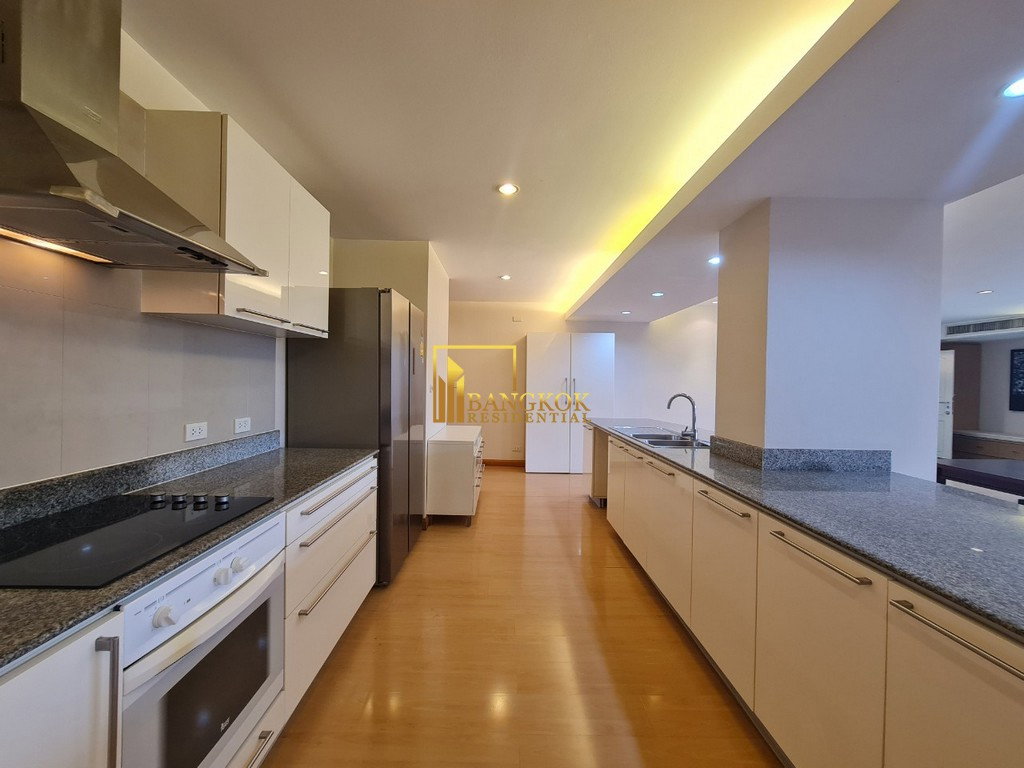 รูป Spacious 3 Bedroom Apartment Next to Lumpini Park - BR0394AP - รูปที่ 7/30