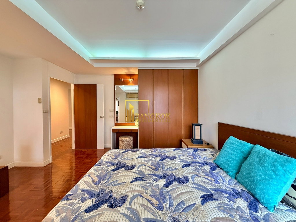 รูป Expansive 3 Bedroom Apartment For Rent in Phrom Phong - BR20791AP - รูปที่ 25/35