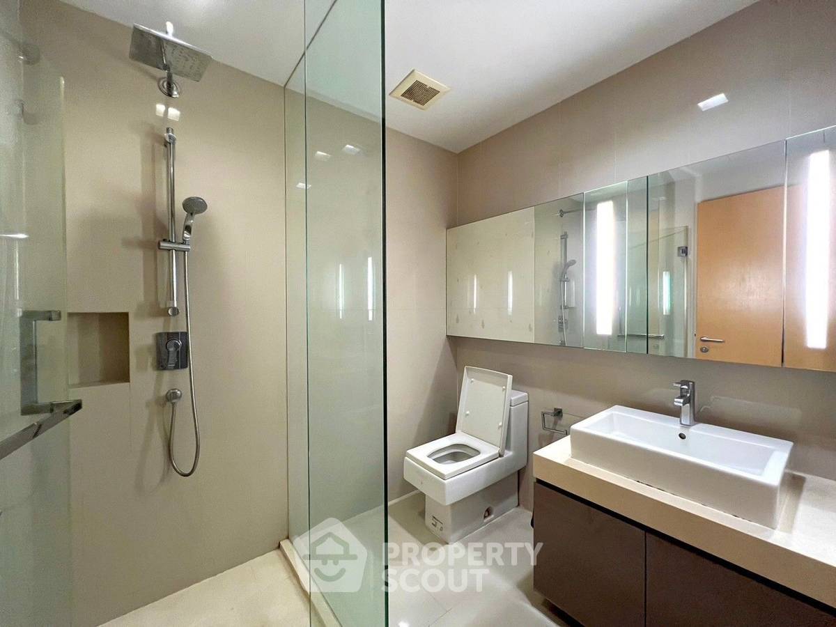 picture 3-BR Condo at Hyde Sukhumvit 13 Condominium near BTS Nana (ID 1503265) - 7/18