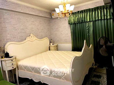 Condos for rent : 2-BR 65 Sqm Condo For Rent, Supalai City Resort Ratchayothin | BTS Sena Nikhom (ID 3001695)