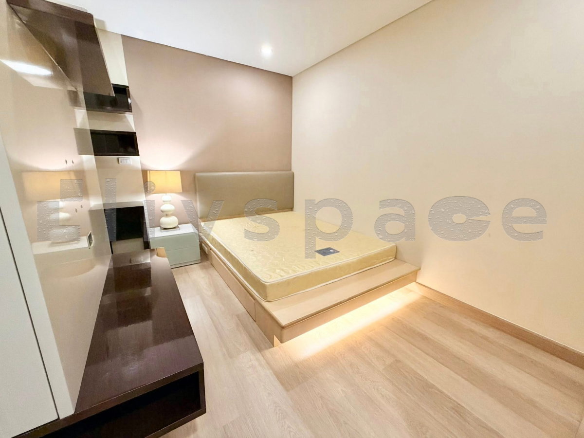picture ▚ LK128ツ Beautiful & Spacious Unit The Address Pathumwan 2BR 2BA, 70 sq.m. Great Price, Ultra-Close to BTS - 5/7