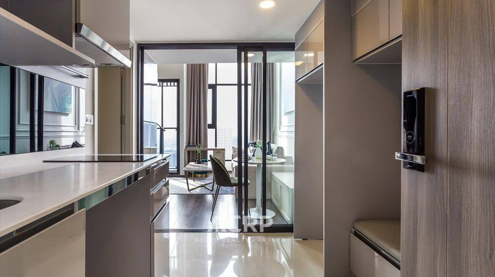 picture For Sale  KnightsBridge Space Ratchayothin Duo Space|High Floor|0 m.from BTS Phahonyothin - 13/21