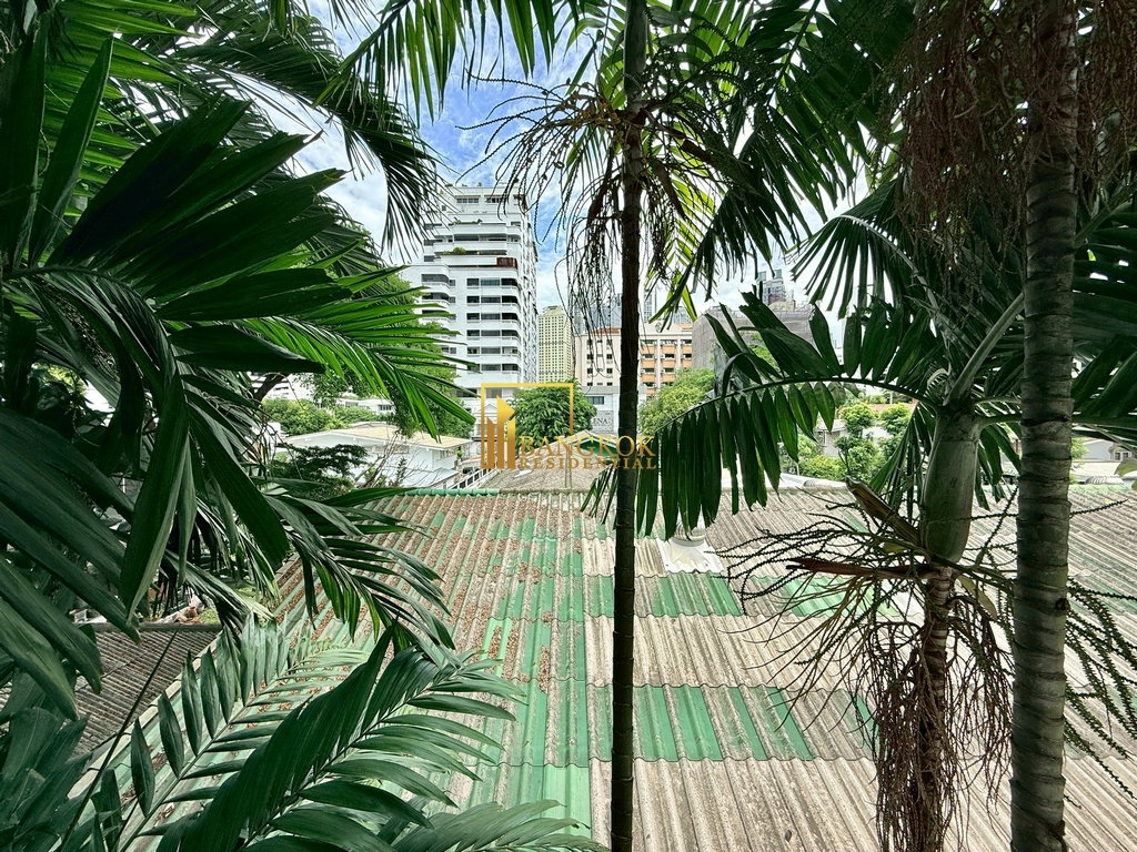 รูป Expansive 3 Bedroom Apartment For Rent in Phrom Phong - BR20791AP - รูปที่ 6/35